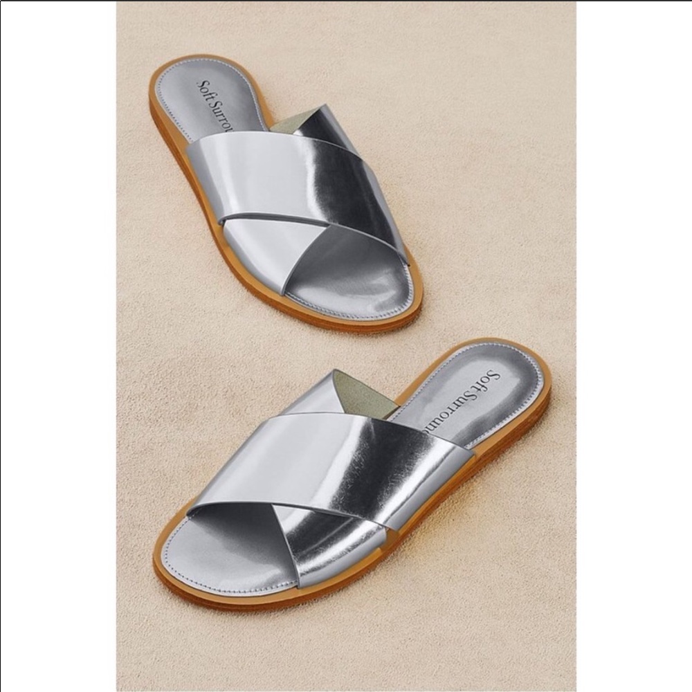 Soft surroundings Jasper Silver Slide Sandal Sz 7